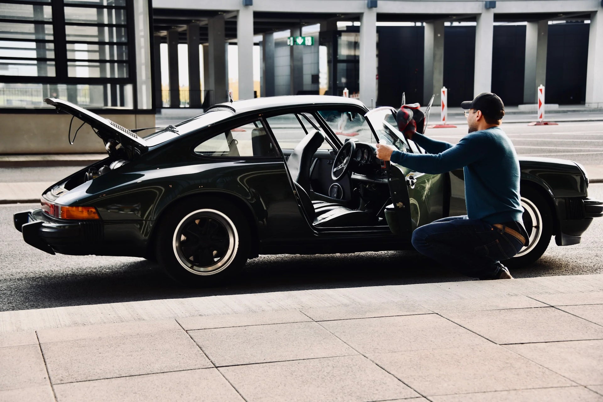 Patrik Schnauck – Cares for his dream Porsche 911 3.0 SC